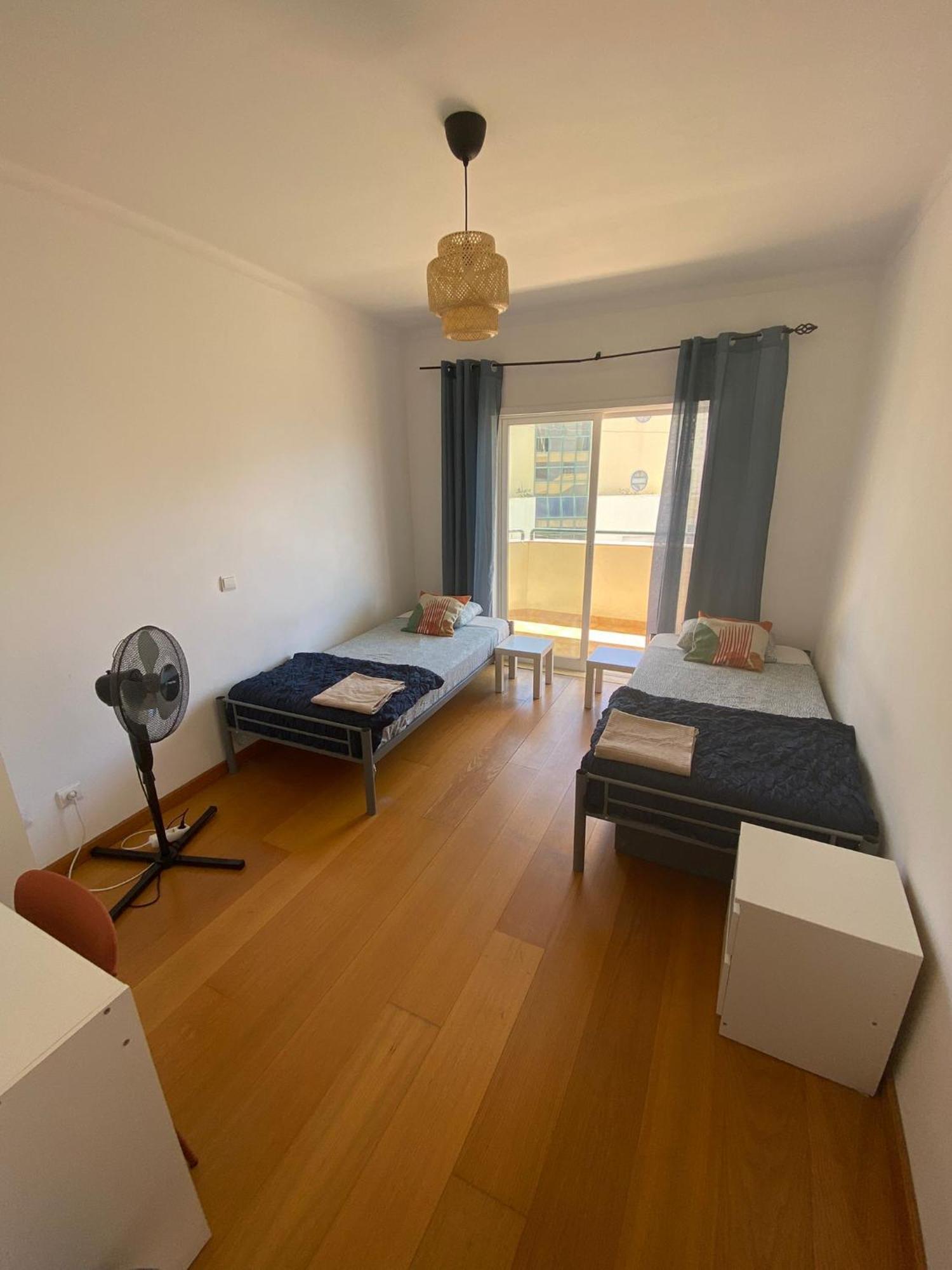 Wakeup Triplex House Auberge de jeunesse *